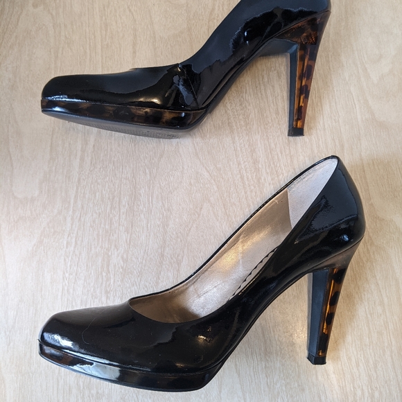 Jessica Simpson Black Patent Leather Tortoiseshell Lucite Heels size 7 - Picture 6 of 7